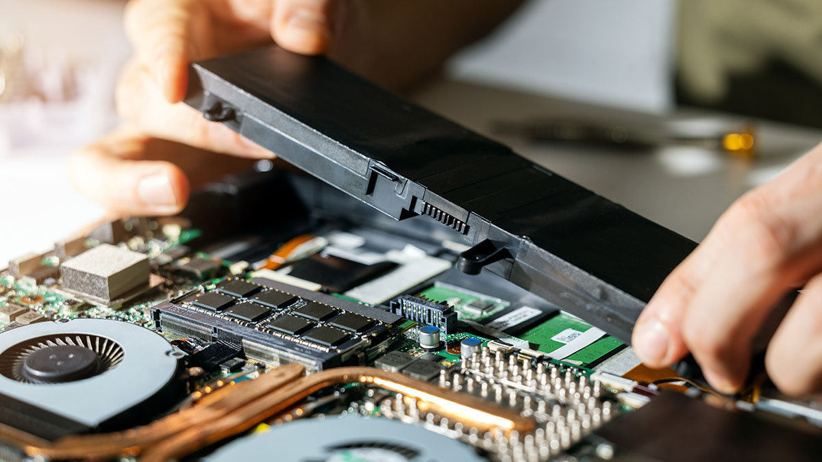 How-to-Safely-Dispose-of-a-Swollen-Phone-or-Laptop-Battery-top-image.jpg